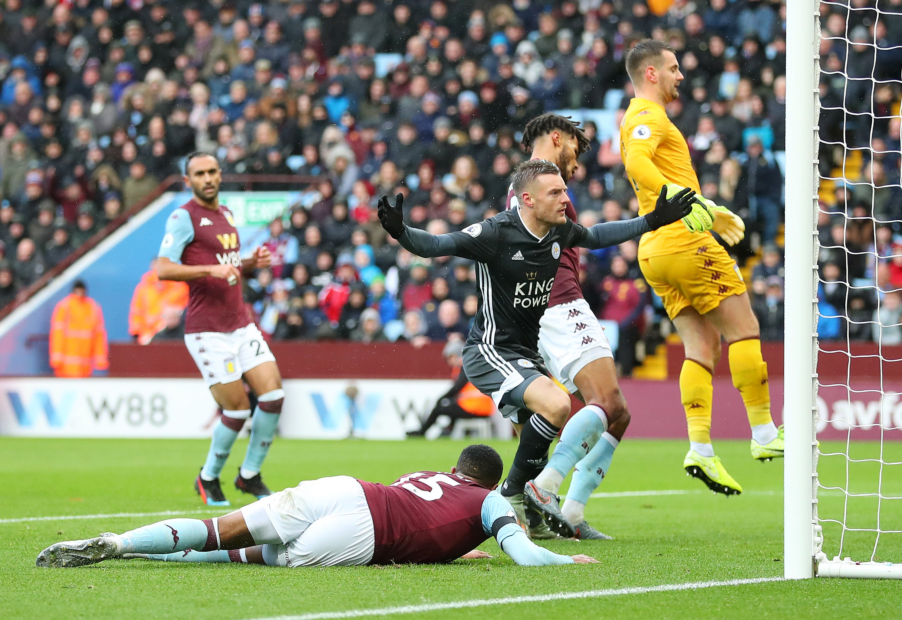 中场球员如 中场球员如